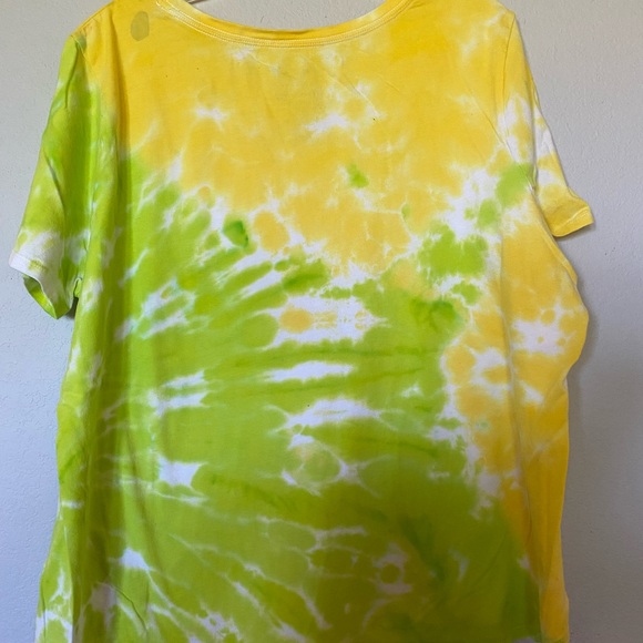 Bright and Vivid Tie Dye Women's T-Shirt Size 3XL - Picture 3 of 5